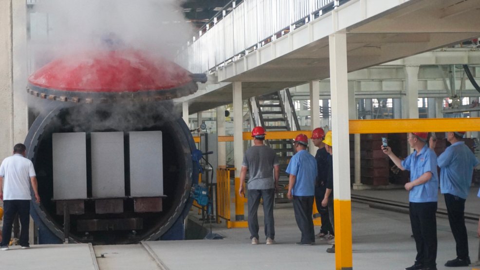 科技創(chuàng  )新 匠心智造 | 熱烈祝賀南陽(yáng)天泰新材AAC生產(chǎn)線(xiàn)試產(chǎn)成功