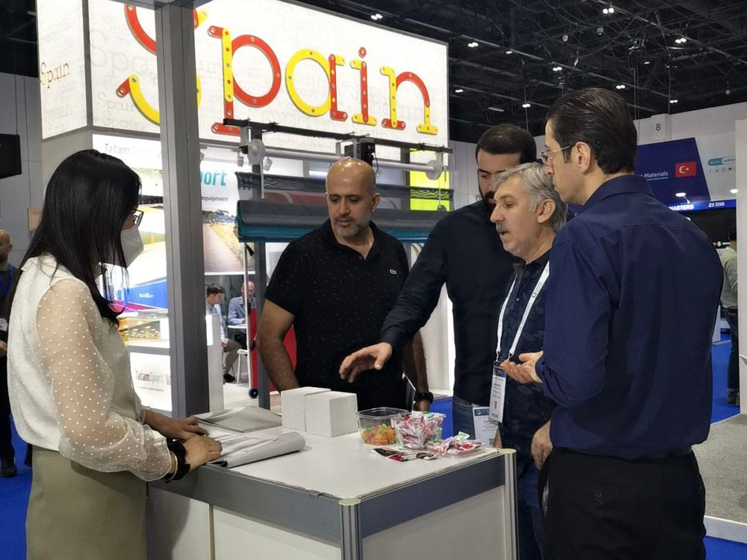 東岳機械赴迪拜參加THE BIG 5展覽會(huì )取得圓滿(mǎn)成功