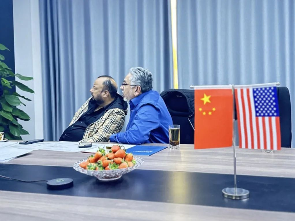 出海正當時(shí) | 東岳全自動(dòng)砌塊成型機閃耀全球